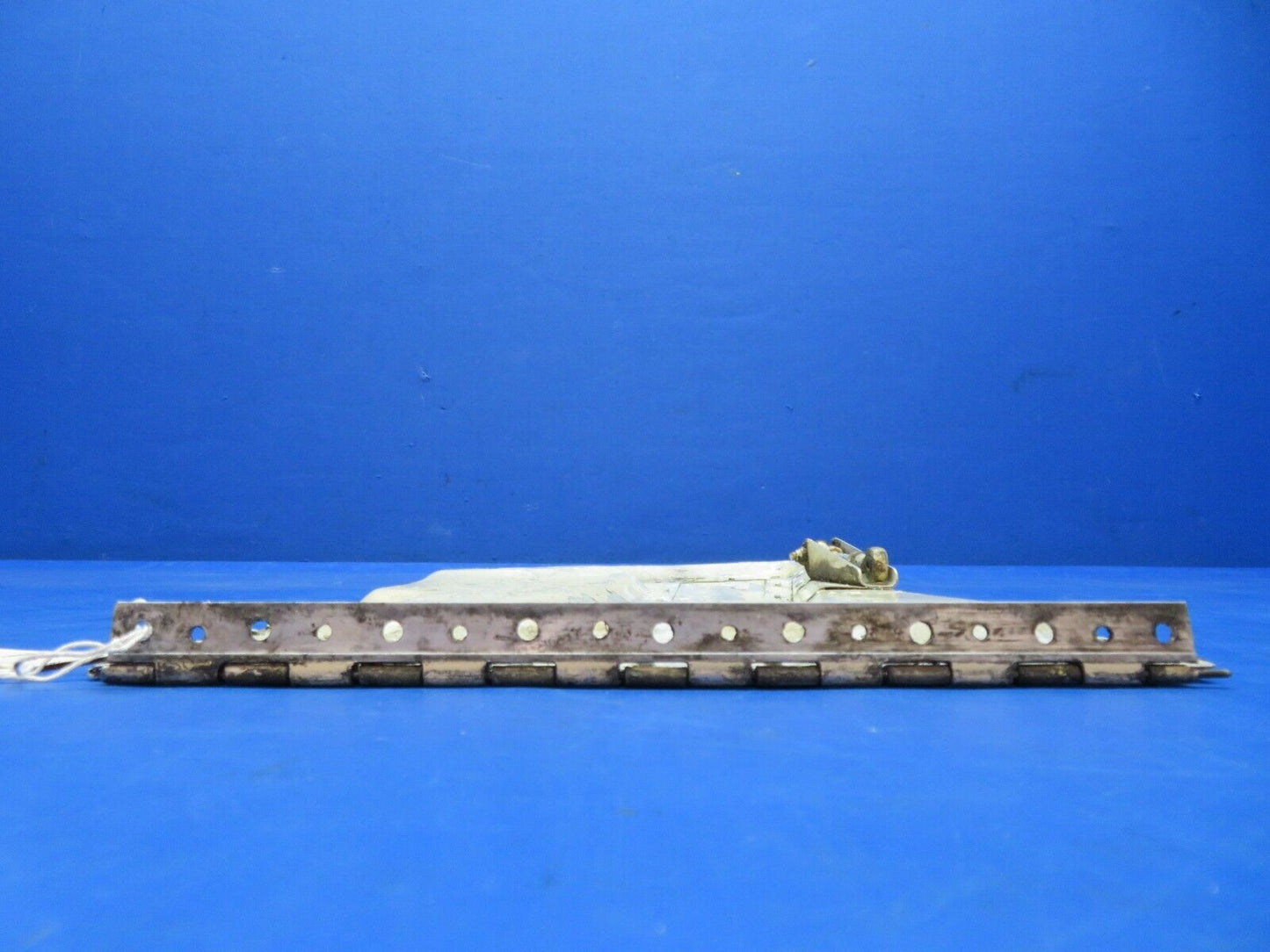 Early Cessna 310 / 310B RH Main Gear Strut Door Assy P/N 0826000-2 (1223-106)