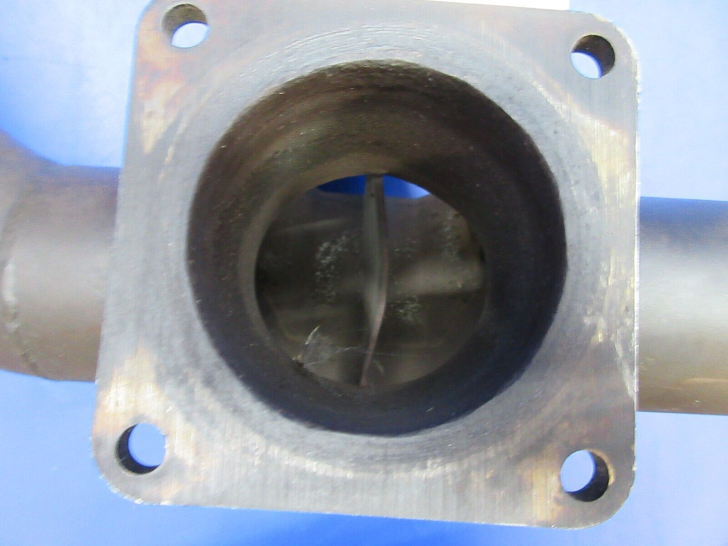 Cessna 310 / 320 / 401 / 402 RH Turbo Header Exhaust P/N 0850732-18 (1123-605)