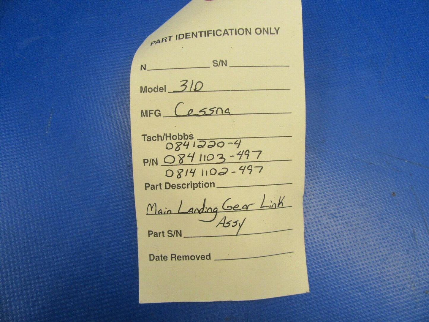 Cessna 310 Main LG Link Bellcrank Assy P/N 0841220-4, 0841103-497 (0519-365)