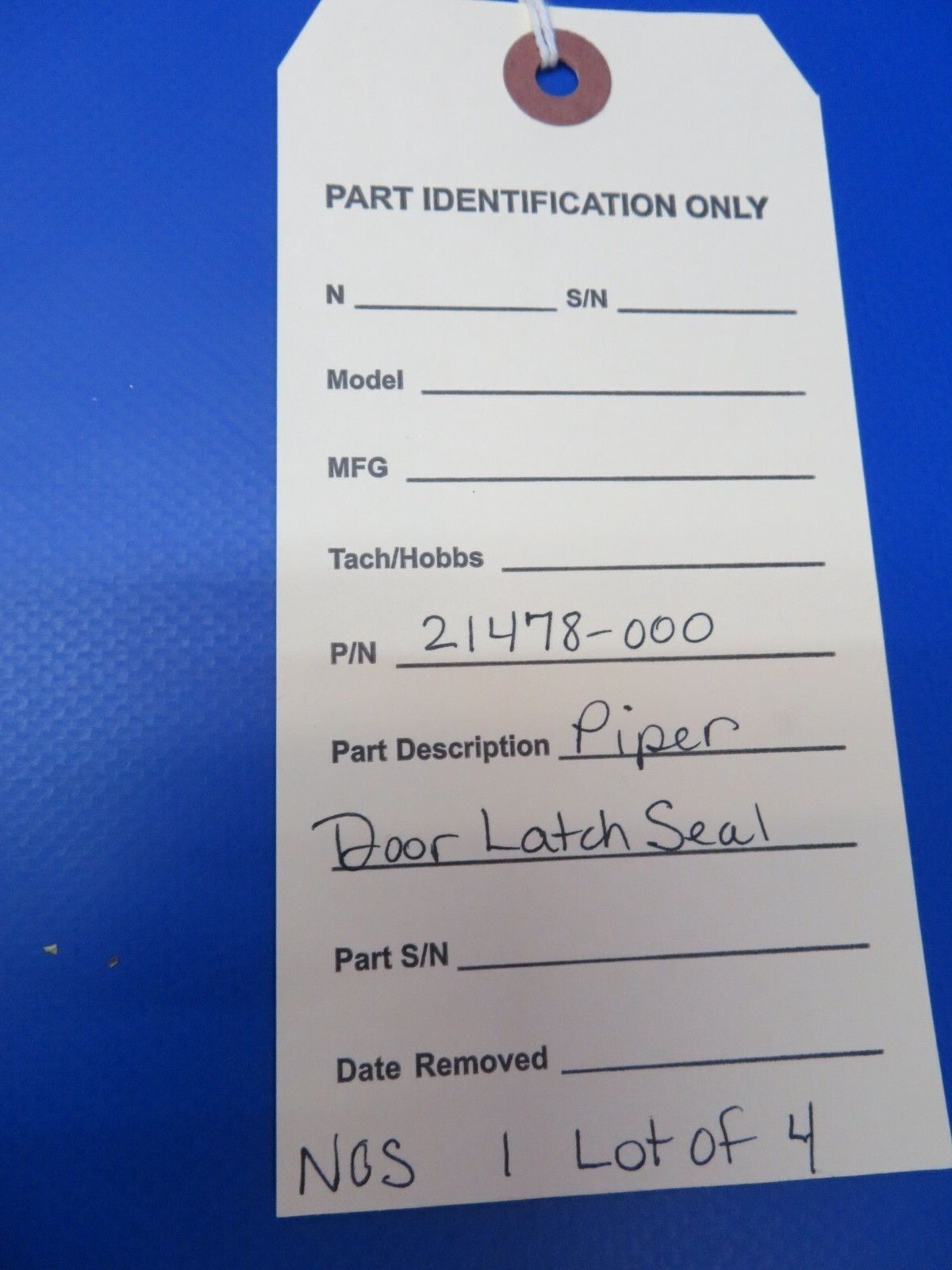 Piper Door Latch Seal P/N 21478-000 LOT OF 4 NOS (0922-360)