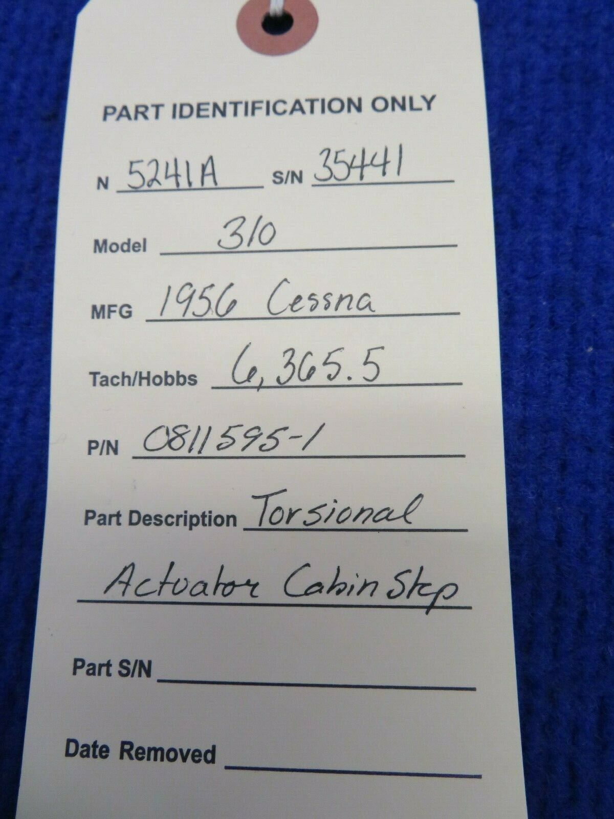 1956 Cessna 310 Torsional Actuator Cabin Step P/N 0811595-1 (0422-461)