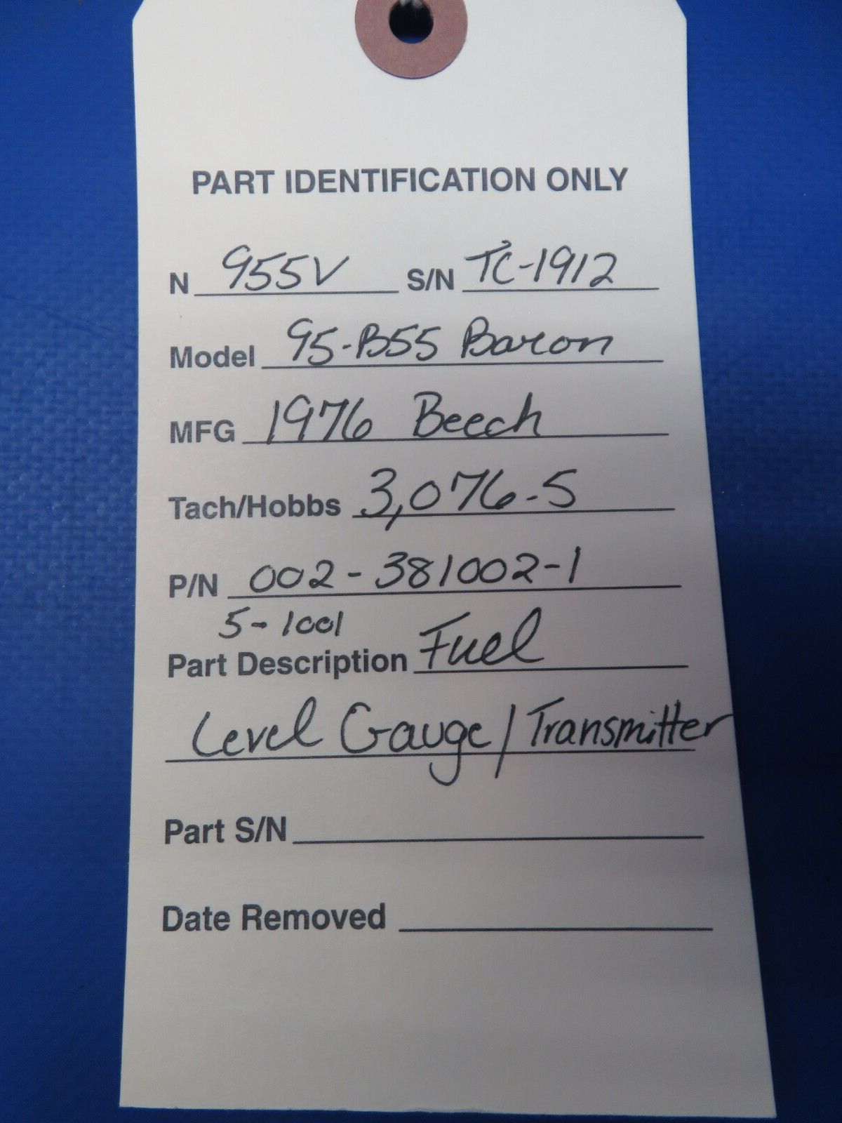 Beech 95-B55 Baron Fuel Level Gauge / Transmitter P/N 002-381002-1 (0523-1004)