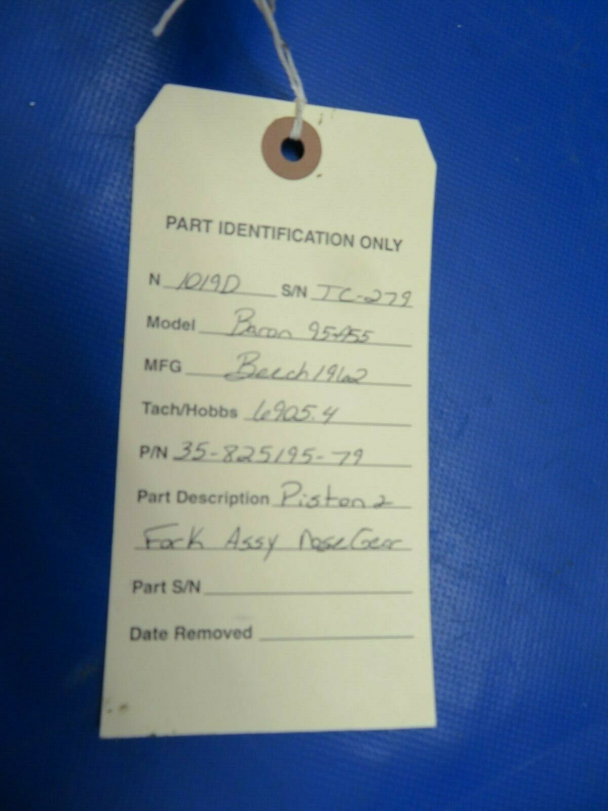 Beech Baron 95-A55 Piston and Fork Assy Nose Gear P/N 35-825195-607 (0420-315)