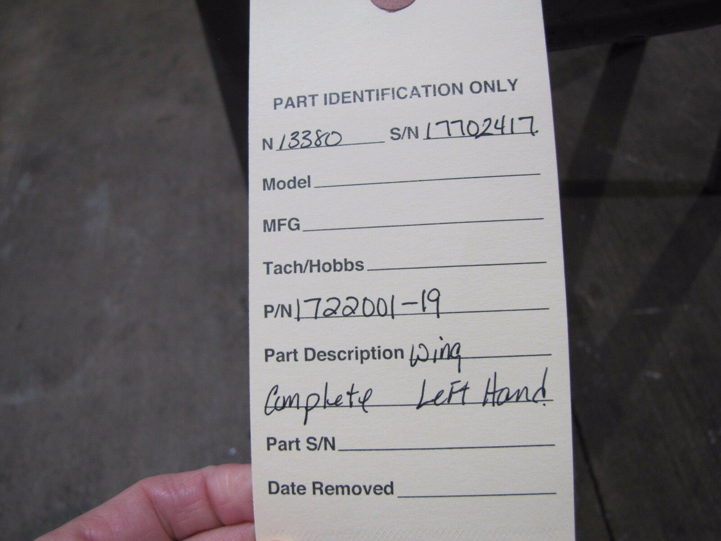 1976 Cessna Cardinal 177B Wing LH P/N 1722001-19 (0317-16)