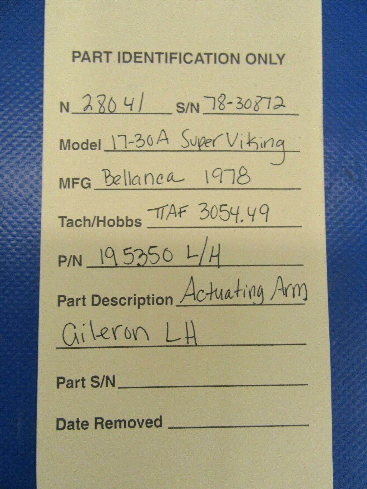 Bellanca 17-30A Super Viking Actuating Arm Aileron LH 195350 L/H (0819-307)