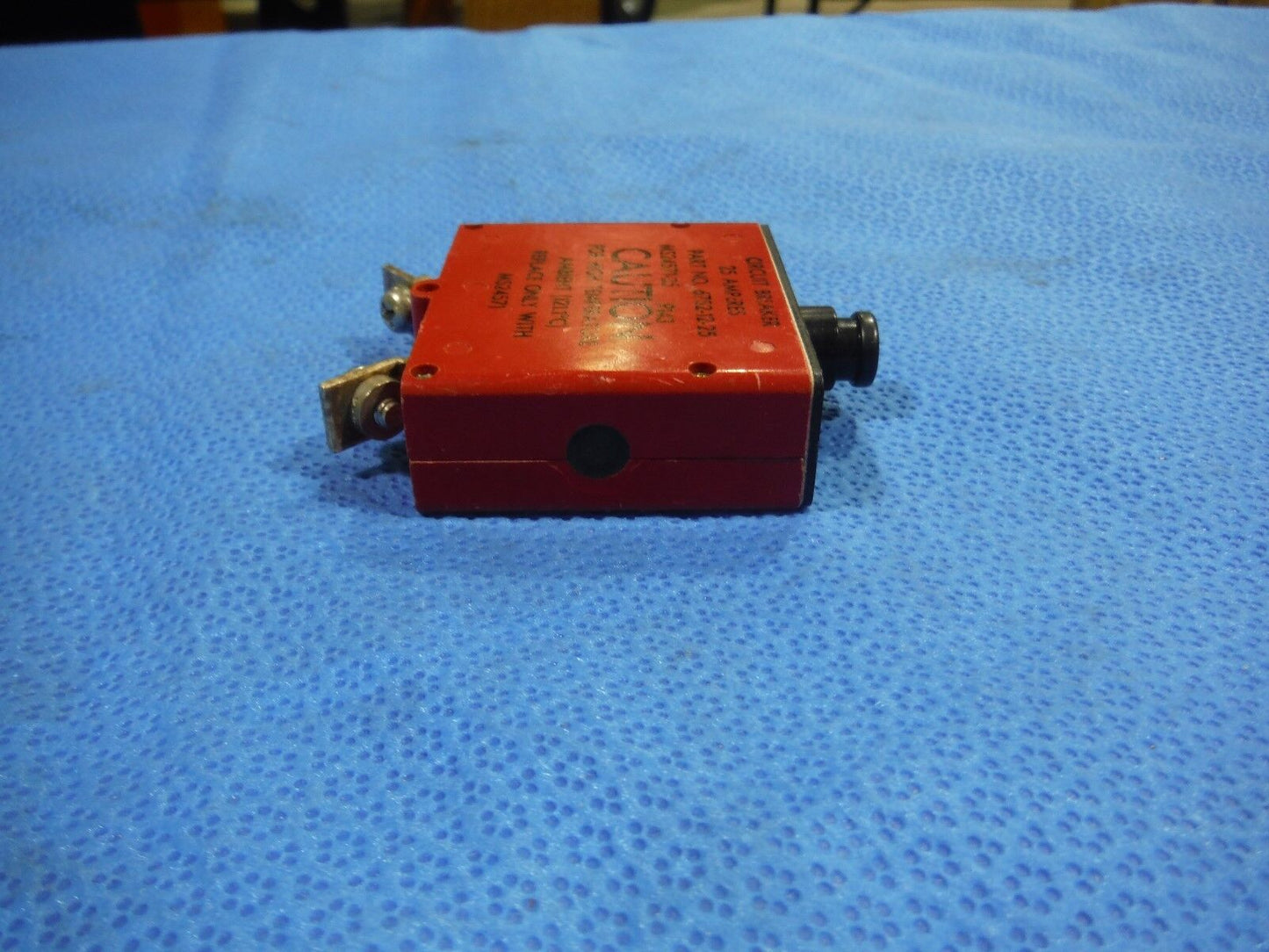 Klixon Circuit Breaker 25amp NOS P/N 6752-12-25 (1015-29)
