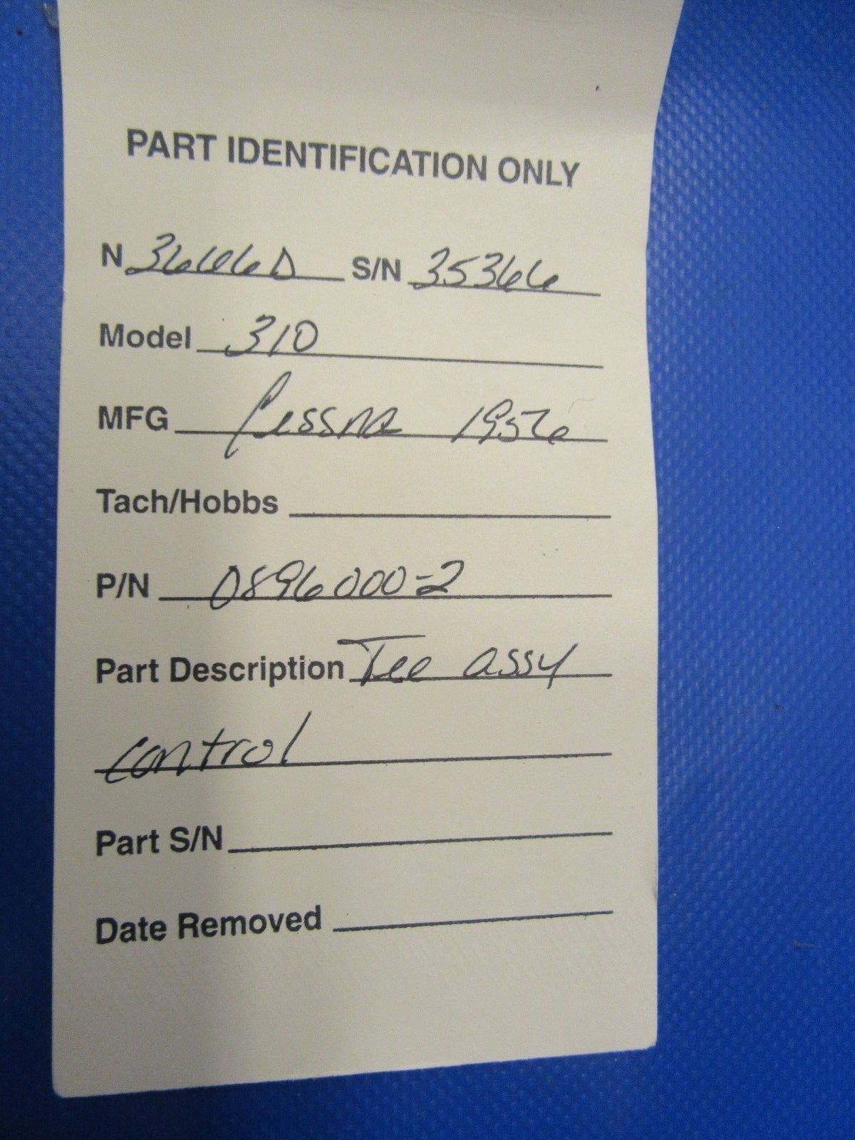 1956 Cessna 310 Tee Assy Control Column P/N 0896000-2 (1118-96)