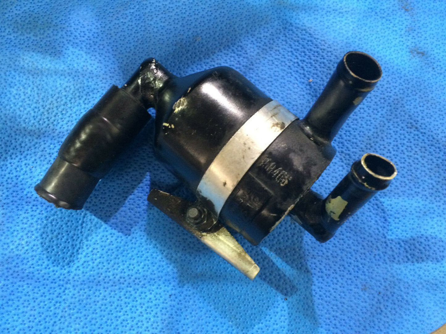Early Cessna 310 Oil Separator with Bracket P/N 113A-7 & 10 (0316-68)