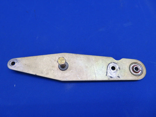 Cessna 210L Bellcrank Elevator FWD P/N 1260440-3 (0820-467)