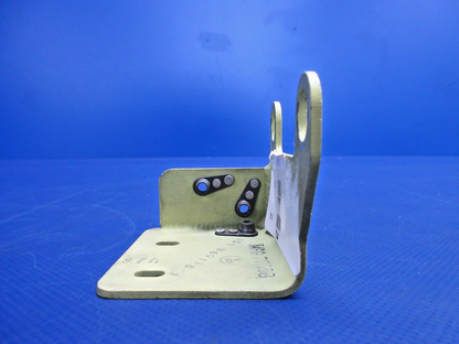 Beech King Air Propeller De-Ice Shim Bracket P/N 101-960115-1 NOS (0426-844)5