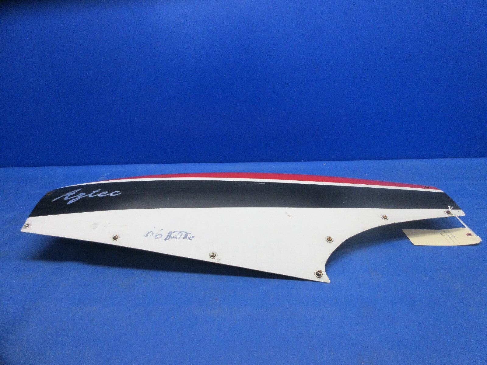Piper PA-23 Aztec Left Hand Outboard Engine Cowl P/N 16517-00 (1124-829)5