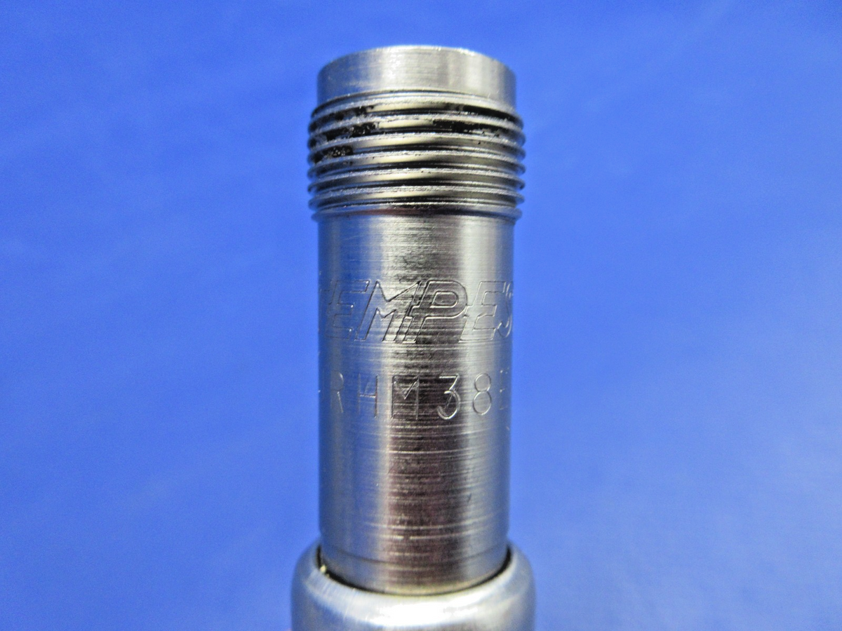 Tempest Spark Plug P/N URHM38E LOT OF 8 NOS (0926-795)8