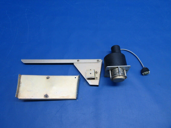 Cessna 180 / 180K S-TEC Corp Pitch Servo & Brackets P/N 0108-1-P4 (0624-951)