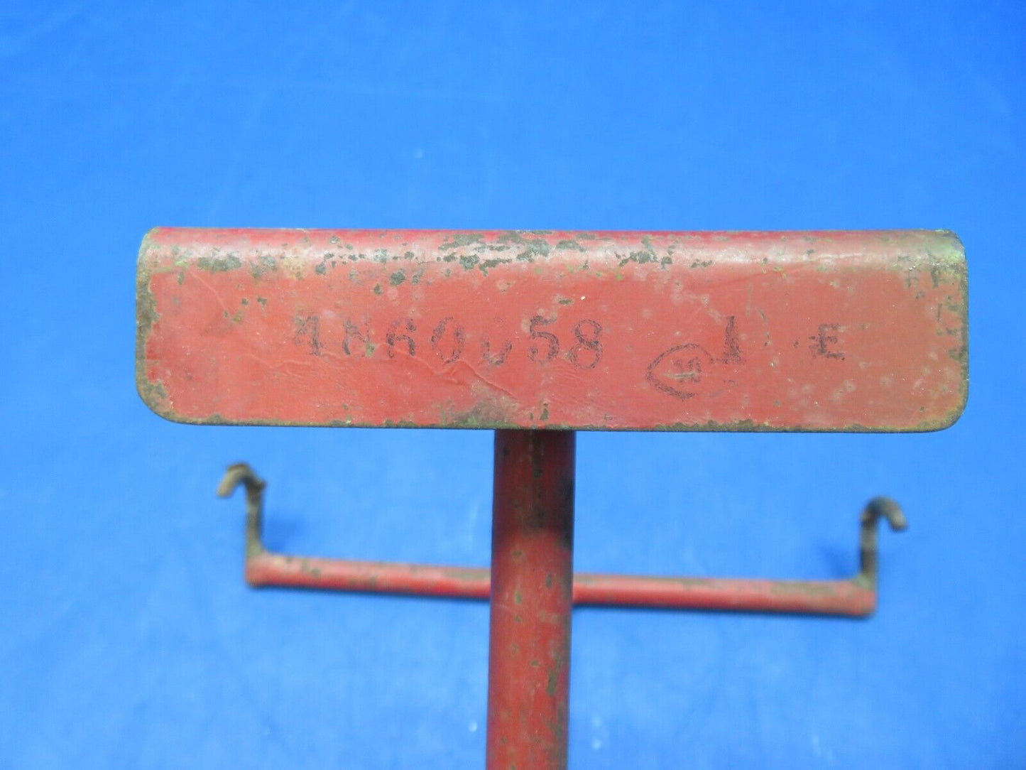 Piper Central Control Gust Lock P/N 4860058-1 (0923-342)