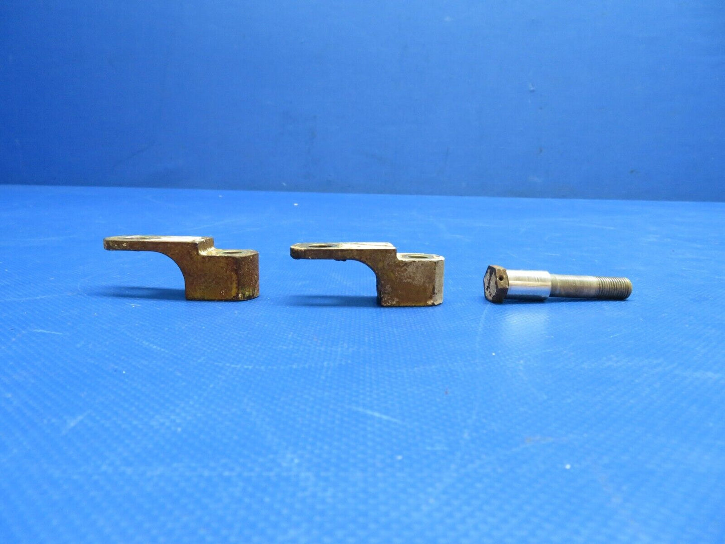 Mooney M20E Main Gear Bracket P/N 510046 LOT OF 2 (0824-1736)
