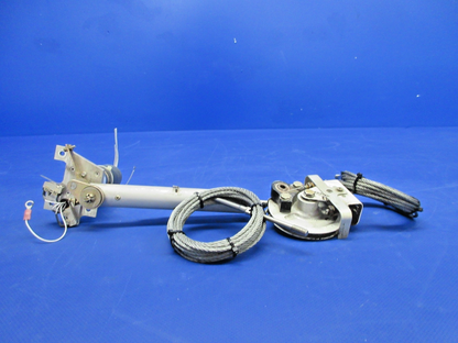Cirrus SR22 Globe Motors Roll Trim Motor 24V P/N 317A386 TESTED (0926-737)3