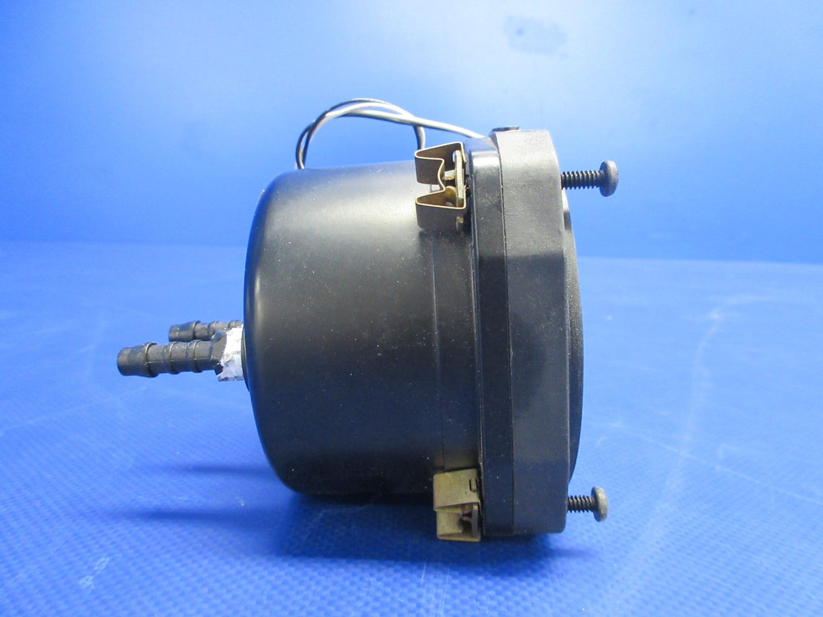 Diamond DA-40 United Instruments Airspeed Indicator P/N 8025 WARRANTY (0626-848)6