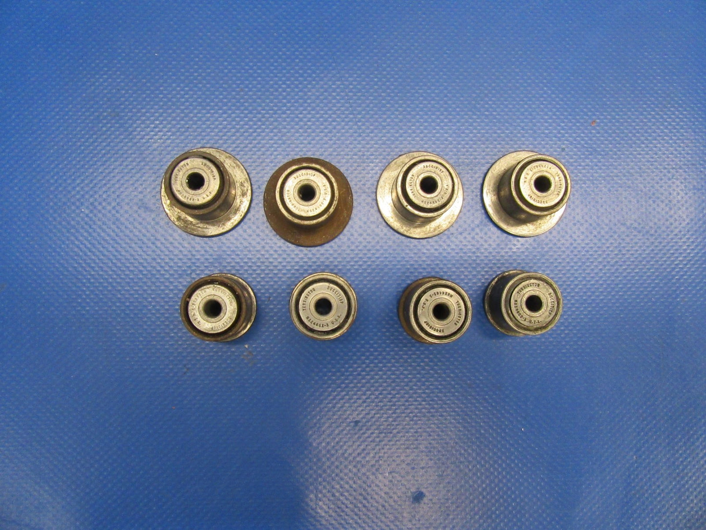 Beech Baron / Bonanza Flap Rollers Set of 8 (0118-29)1
