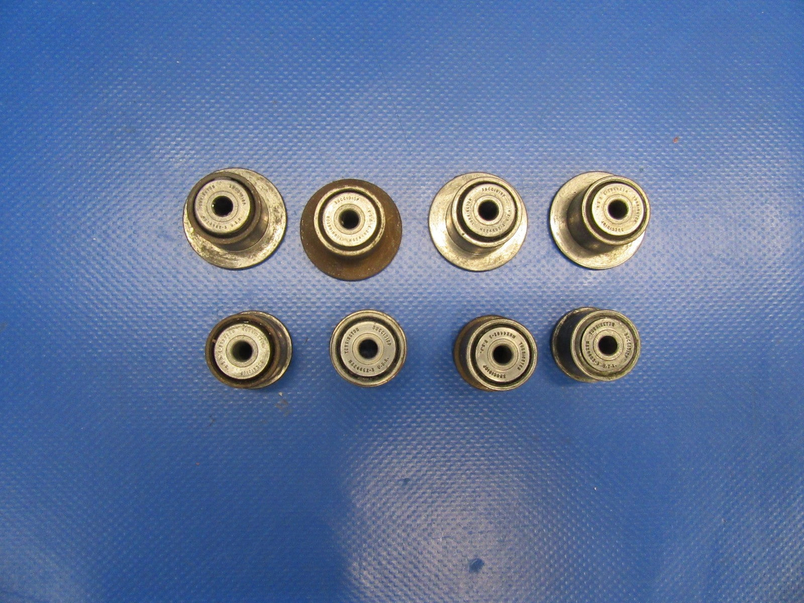 Beech Baron / Bonanza Flap Rollers Set of 8 (0118-29)1