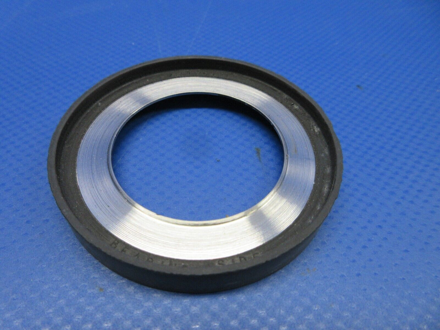 Beech King Air 100 Meggitt Wheel Bearing Seal P/N 9524218 NOS (0324-745)