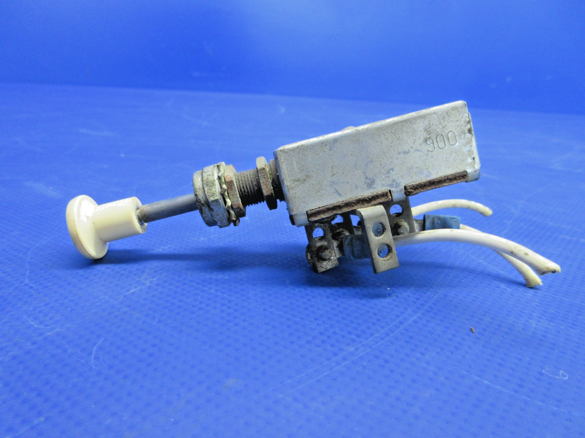 Cessna Landing Light Switch (2 position) P/N 0713035 (0826-916)3