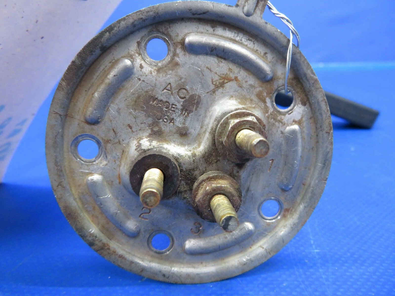 Beech Baron 95-B55 Fuel Sender / Transmitting Unit LH OTBD AUX (0320-42)4