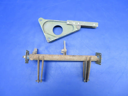 Cessna 421 Nose Gear Torque Tube & Bellcrank P/N 0842140-3 (0726-462)11