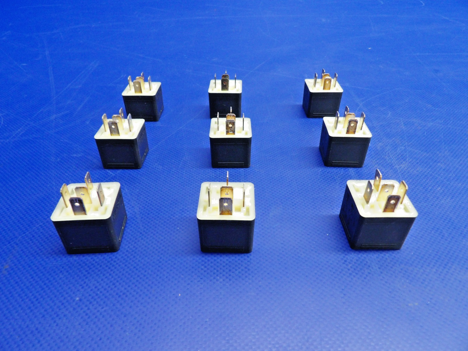 Cirrus Tyco SPDT Relay 24V w/ Diode V23234-A0004-X051 LOT OF 9 NOS (0426-1241)5