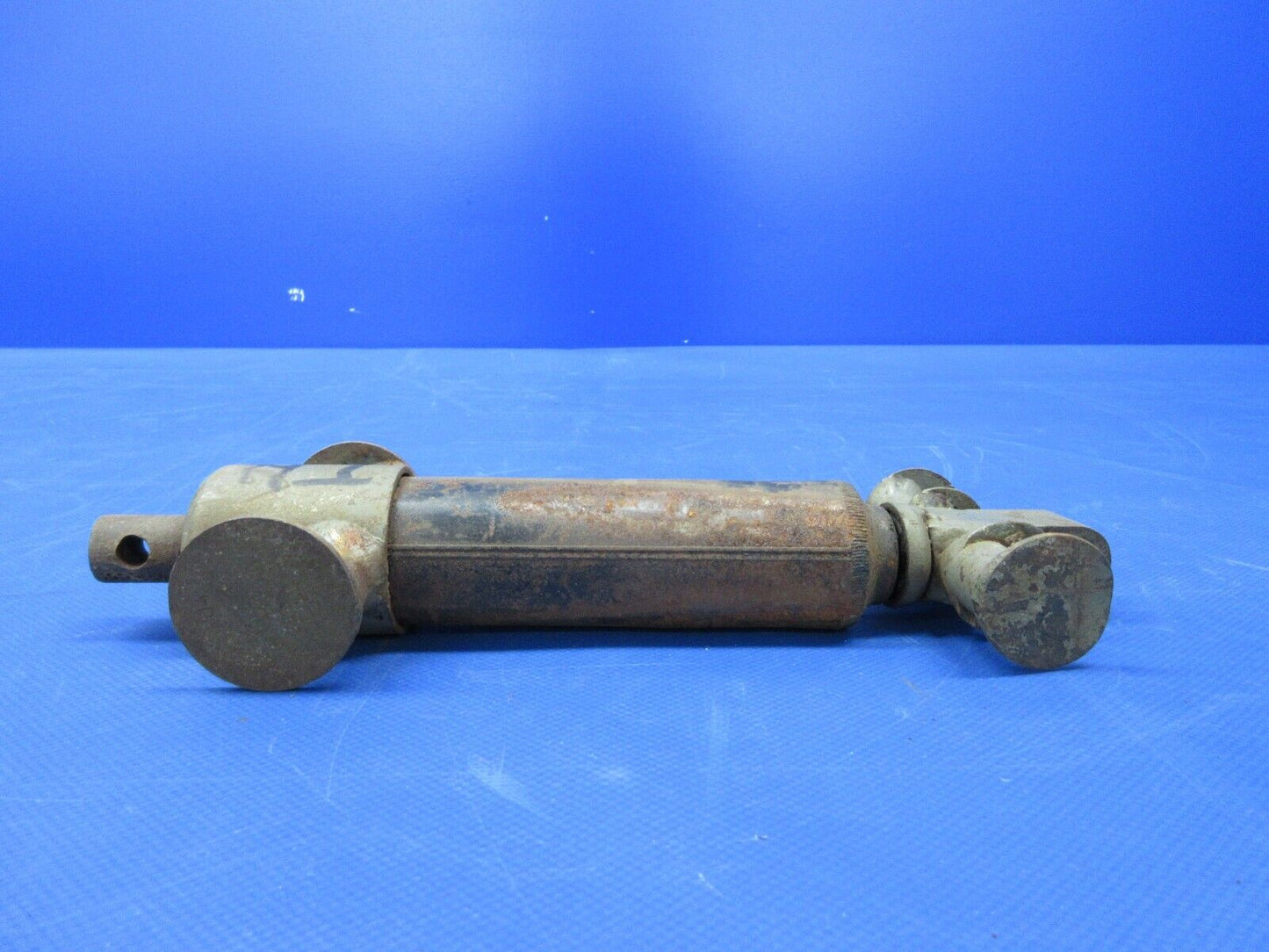 Piper PA-22 Tri-Pacer Shock Absorber Assembly P/N 13148-000 (0524-1348)