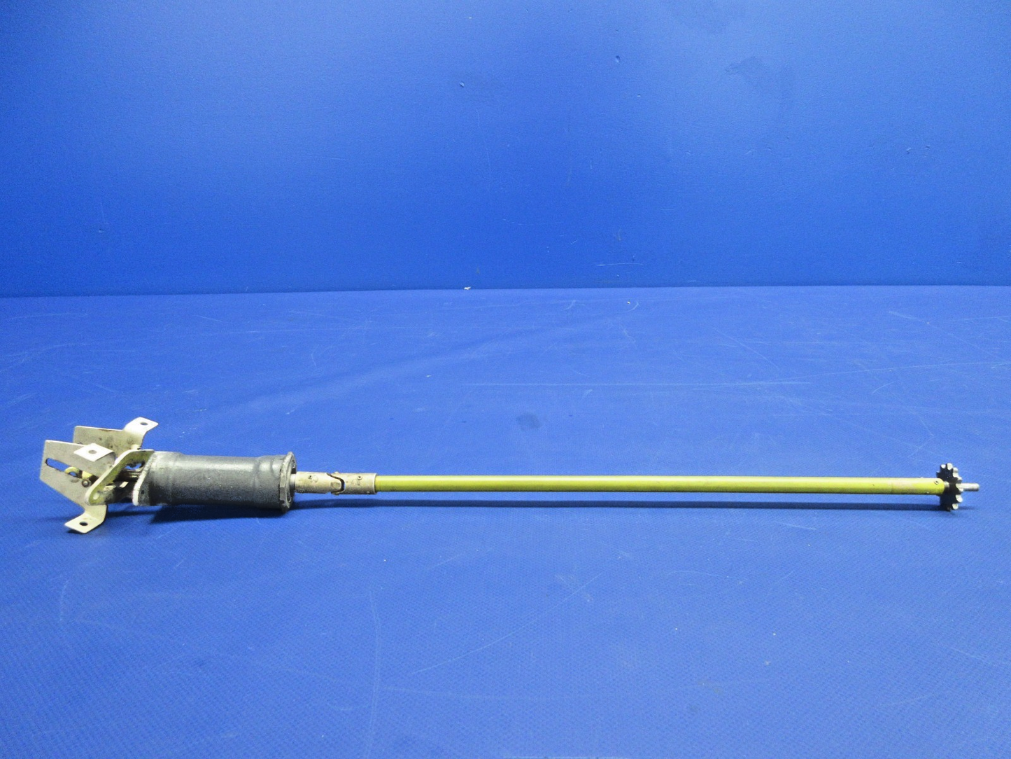 Beech D95A Travel Air Rudder Trim Tab Actuator P/N 95-520011-601 (0326-728)8
