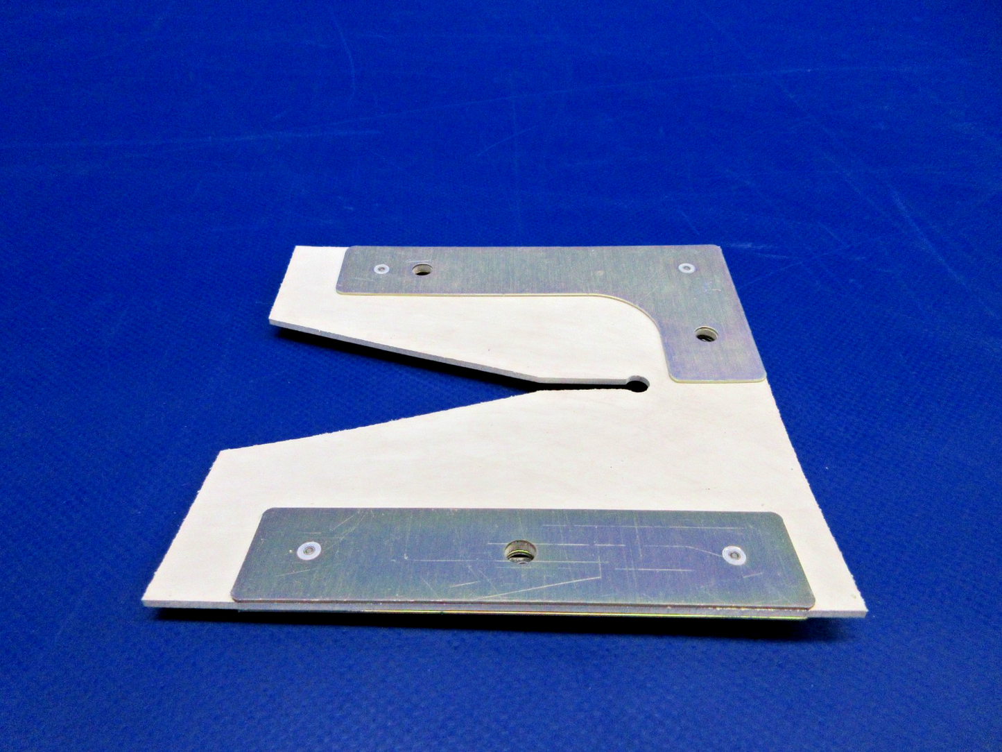 Cirrus SR20 / SR22 Nose Landing Gear AFT Cowl Seal P/N 20665-003 NOS (0426-742)7