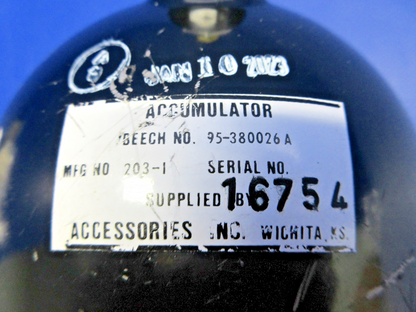 Beech 95 / D95A Travel Air LH Propeller Accumulator P/N 95-380026A (0326-766)3