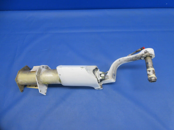 Beech C23 Sundowner Main Landing Gear Assy RH P/N 169-810000-660 (0824-2004)