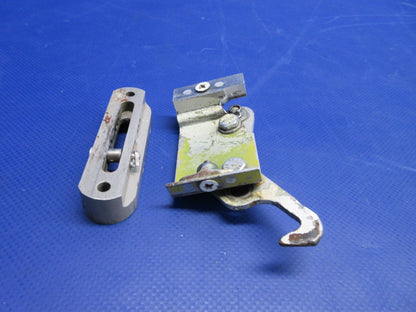 Beech F35 Bonanza Cabin Door Upper Latch P/N 35-415396 (0726-817)2