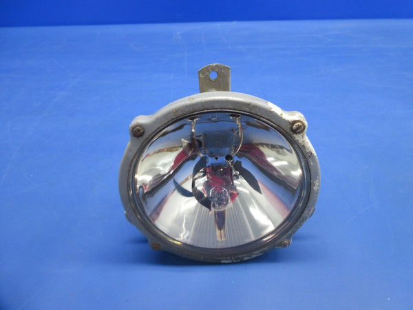 Bell 47J-2 Helicopter Landing Light P/N D434OAD (1124-922)