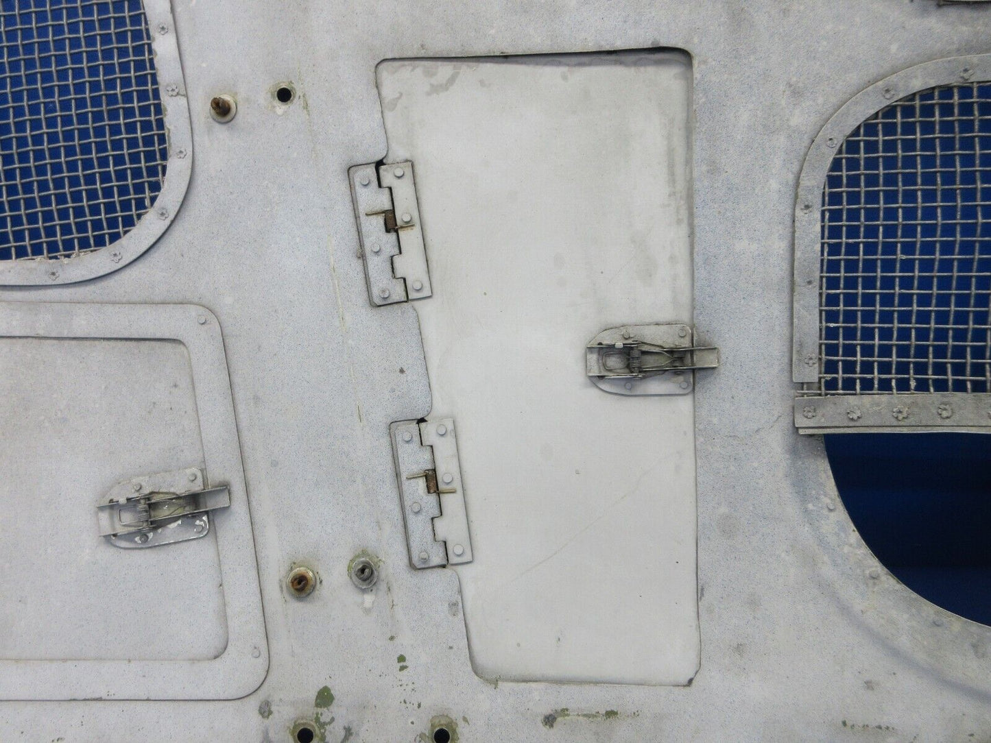 Bell 47J-2 Helicopter Fuselage Cowl LH P/N 47-340-207-225 (1124-1416)