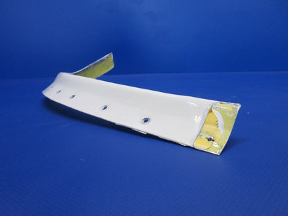 Piper PA-28-181 Archer III Outside RH Windshield Collar P/N 84290-07 (1224-2029)