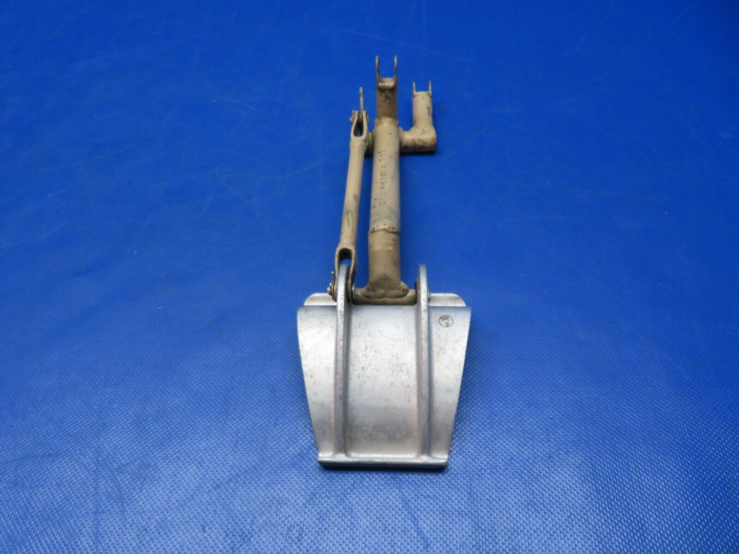 Mooney M20 / M20E Pilot LH Rudder Pedal Assy P/N 720017-7 (0424-183)