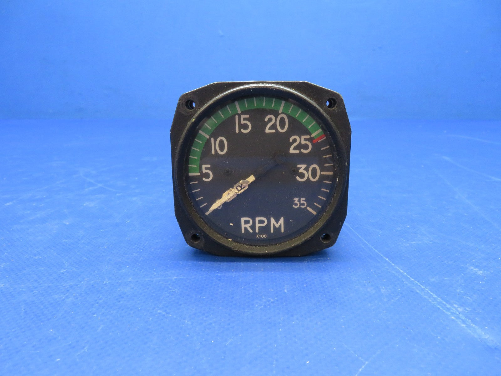 Piper PA-23-250 Cherokee Consolidated Tachometer P/N 57-4AW WARRANTY (0726-450)0