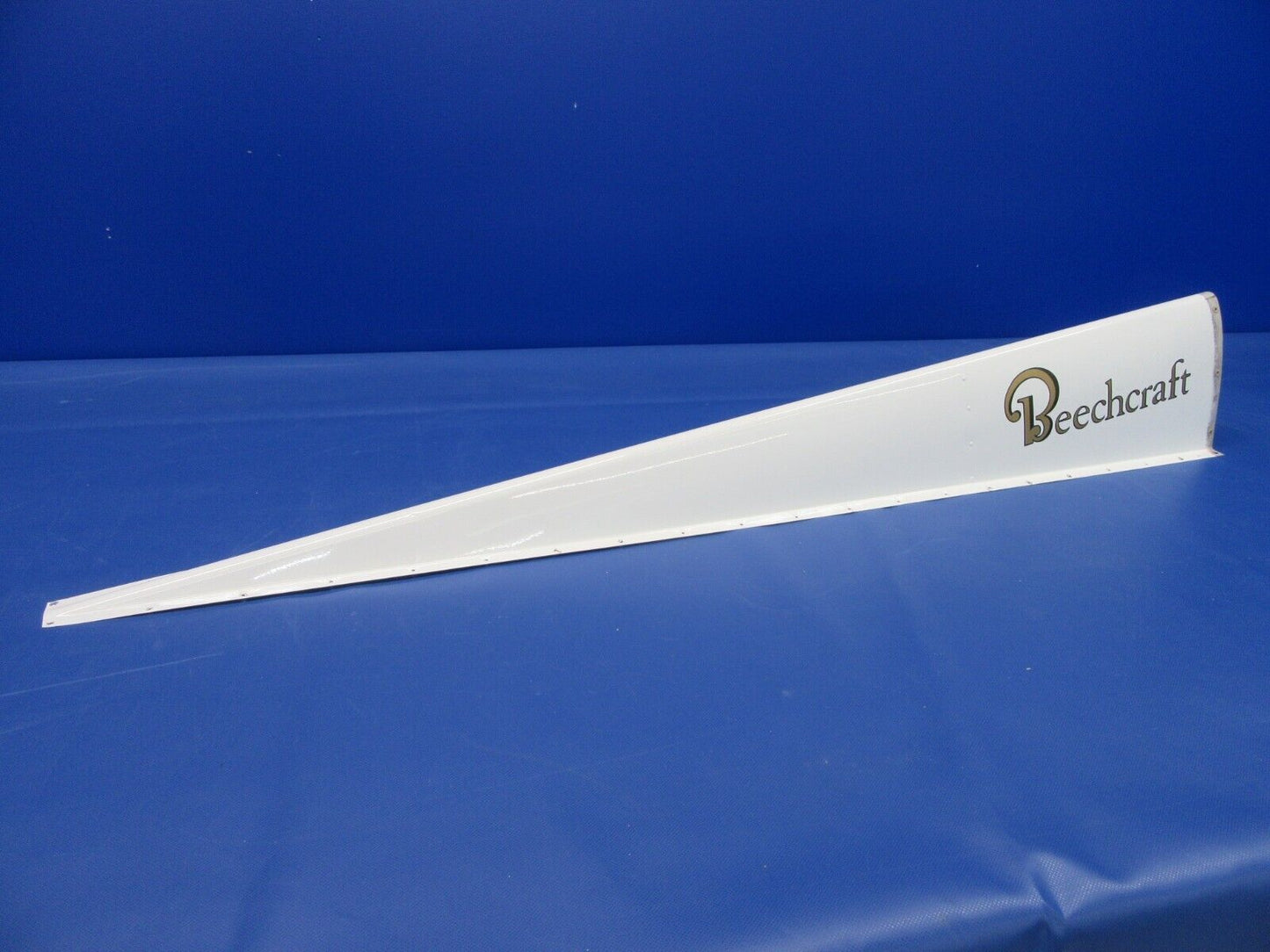 Beech 19A Musketeer Dorsal Fin Fairing P/N 169-440013-659 (0324-12)
