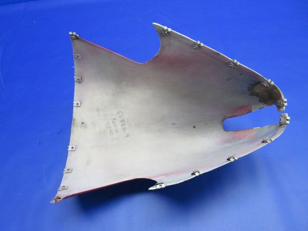 1996 Piper PA-28-181 Archer III Tail Fairing LWR & Upper P/N 66822-9 (1224-2026)