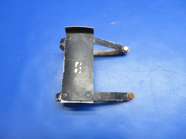 Cessna 337 / P337H Skymaster LH Strut Step Assy P/N 0500276-1 (0724)