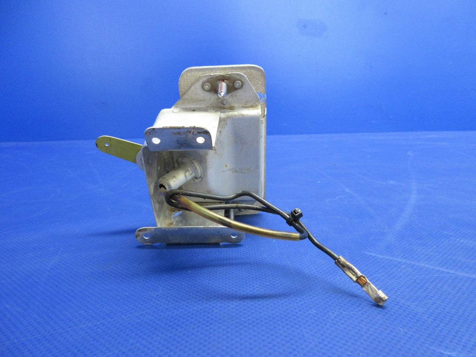 Beech F35 Bonanza Landing Gear Visual Indicator P/N 35-815144 (0726-755)4