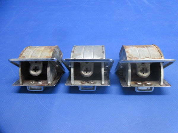 Beech C23 Sundowner Ash Tray LOT OF 3 (0724-942)