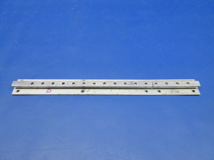 Beech 95 / D95A Travel Air Rear Seat AFT LH / RH Track 95-420015-9 (0524-1153)