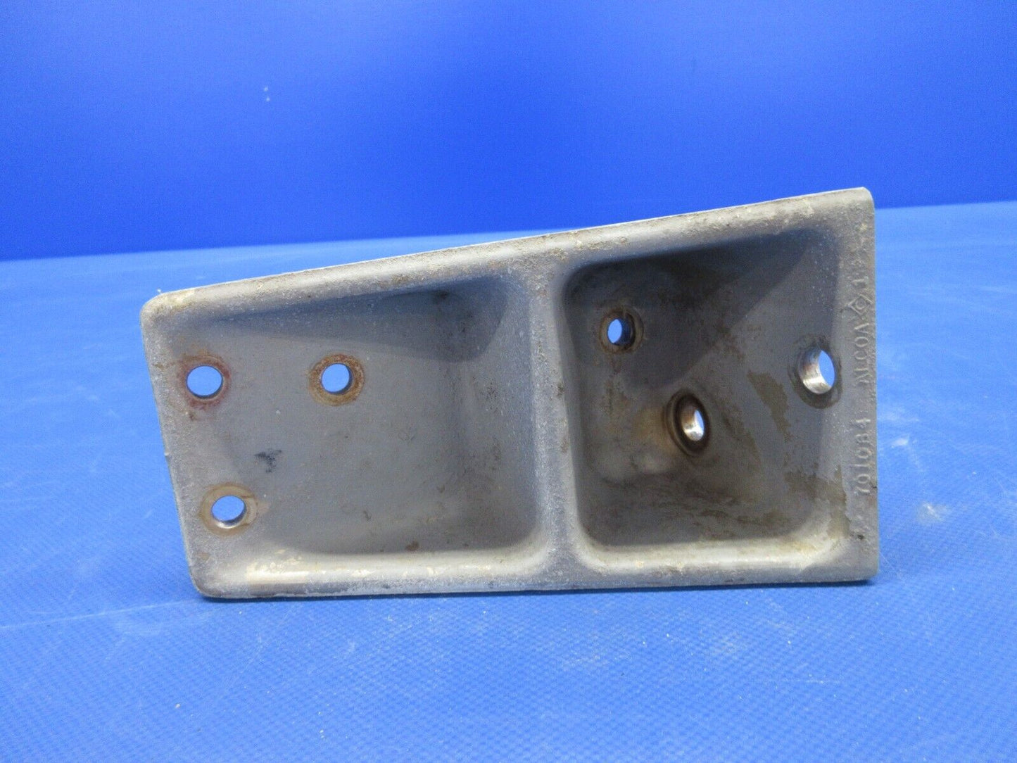 Grumman Yankee AA-1B Main Landing Gear Bracket RH P/N 5701064-2 (0424-1410)