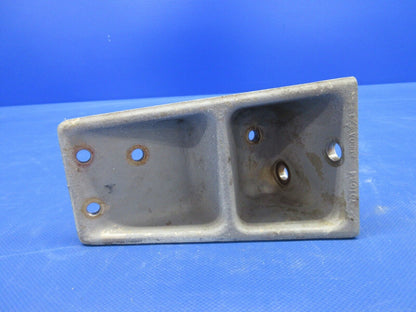 Grumman Yankee AA-1B Main Landing Gear Bracket RH P/N 5701064-2 (0424-1410)