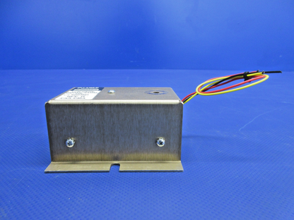 Lamar Voltage Regulator 14V P/N B-00331-2 (0426-764)3