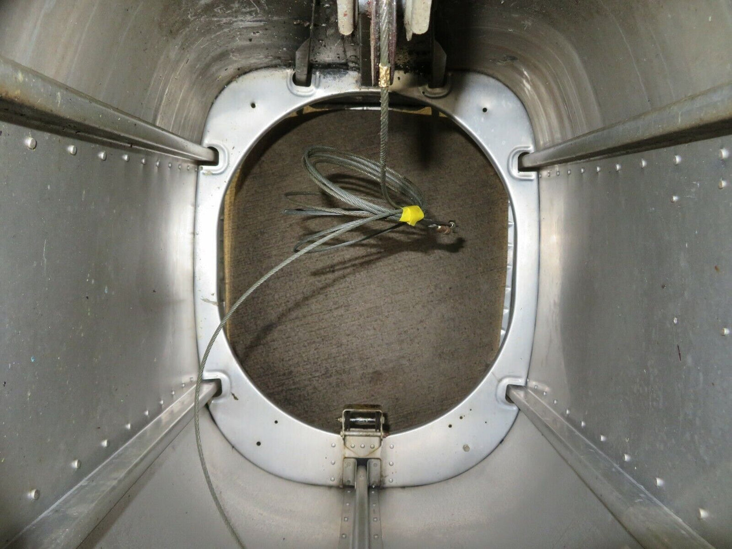 1967 Piper PA-32-300 Fuselage Tail Section (1121-118)