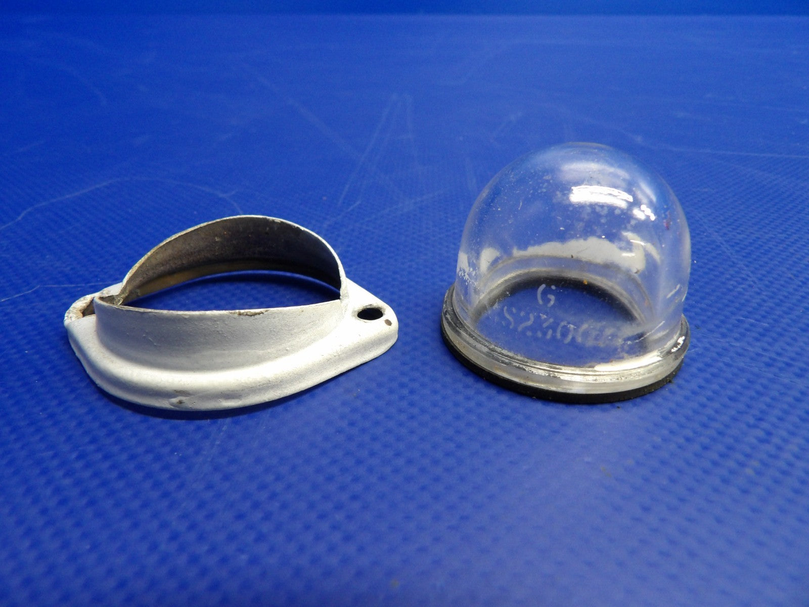 Cessna Grimes RH& Tail Position Light P/N C622001-0401(-0201) TESTED (0626-1432)11
